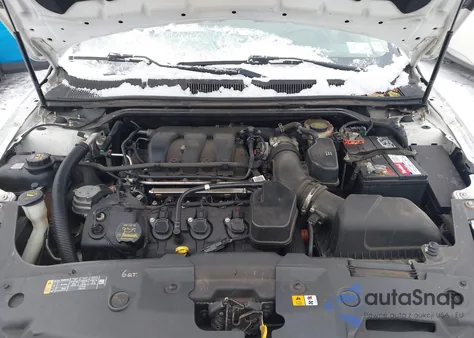 2013 Ford Taurus Limited z USA, uszkodzony, nr VIN 1FAHP2F81DG166103